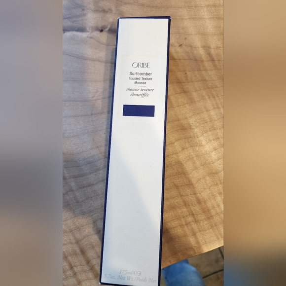 Oribe surfcomber tousled texture mousse - Picture 2 of 2